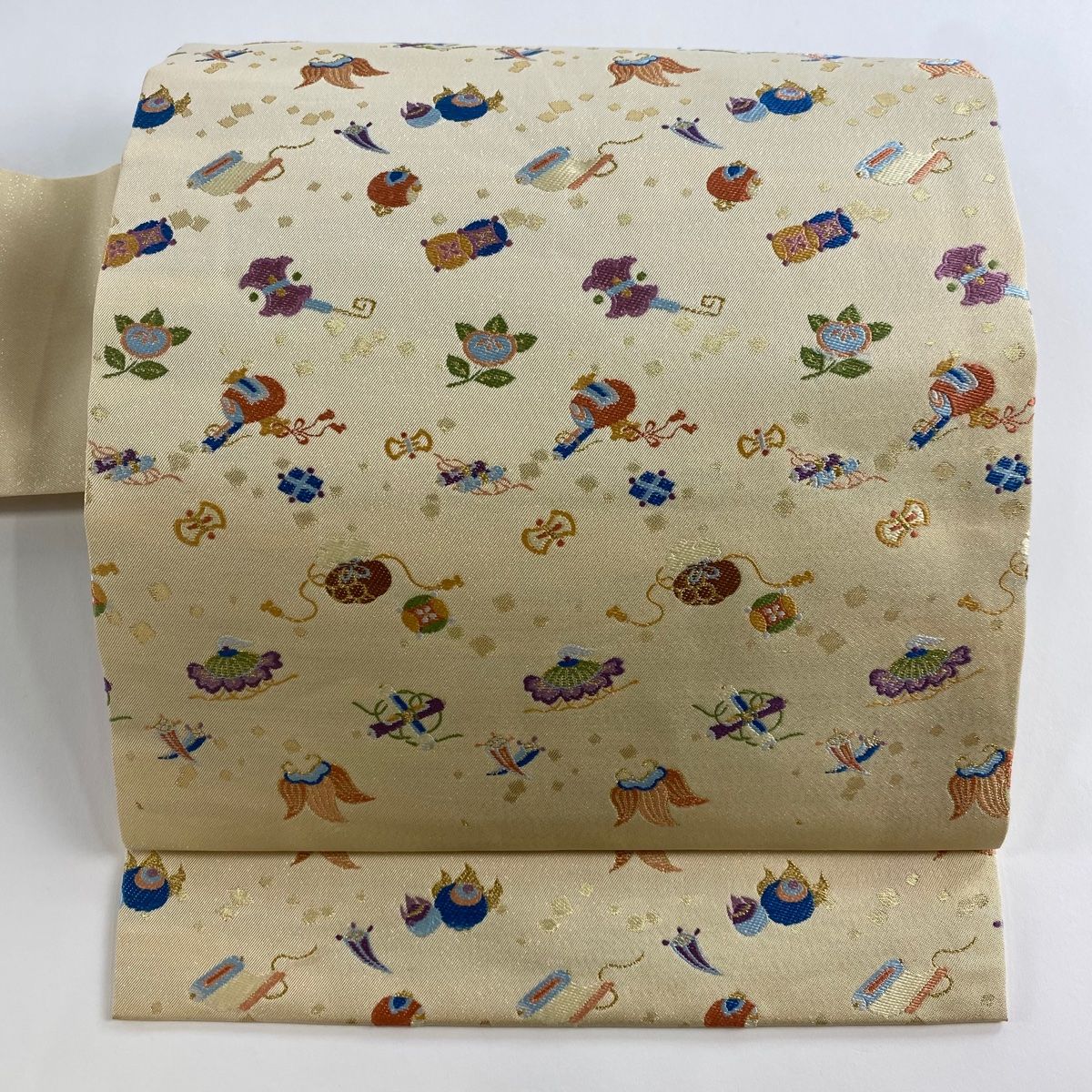 名古屋帯 名品 宝尽くし 金糸 箔 ベージュ 正絹