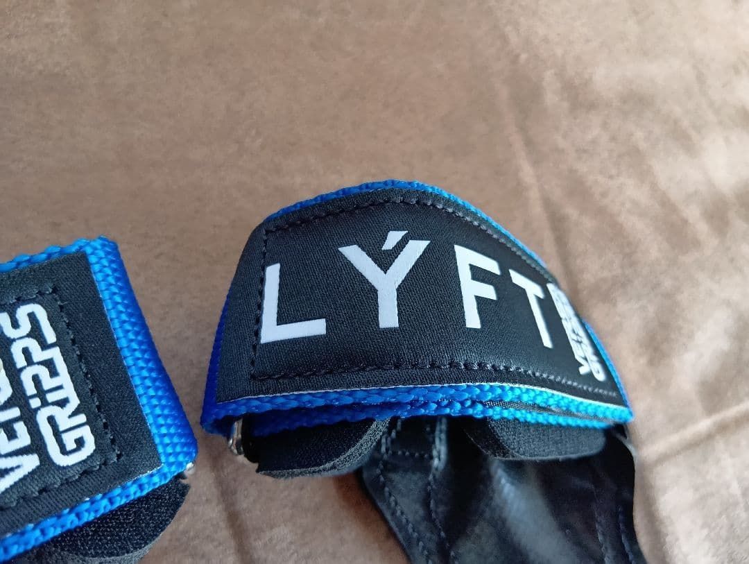 LYFT パワーグリップ 　青 　完全新品未使用品 LYFT パワーグリップ 青 新品未使用品 - メルカリ