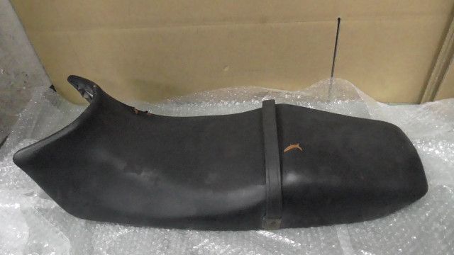 CB-1 NC27-1010xxx の シート 破れ 1749097316