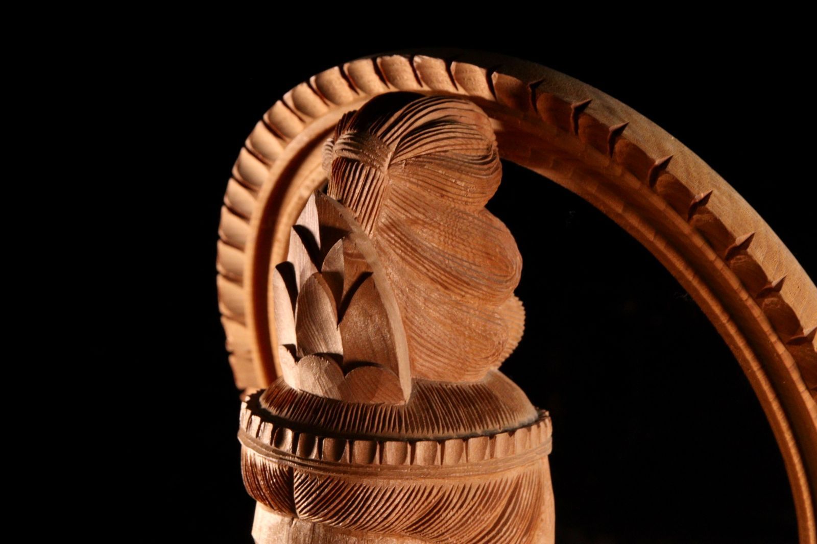 蔵A5131b】朝鮮古美術 李朝木工 木彫彩色虎上人物 木彫彩色虎