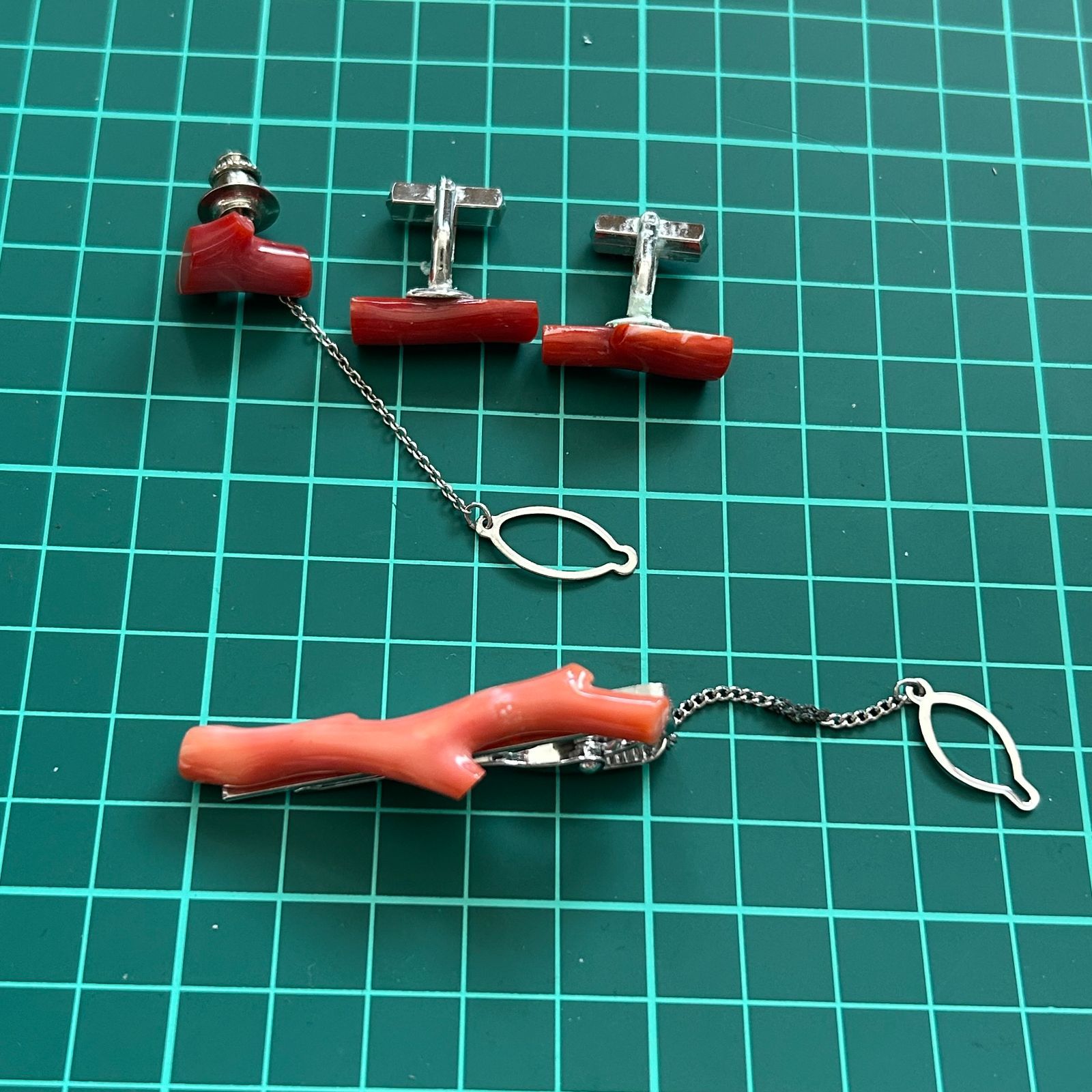 サンゴ 本珊瑚 カフス ヴィンテージ 本珊瑚 血赤珊瑚 桃色サンゴ カフスボタン ネクタイピン ヴィンテージ