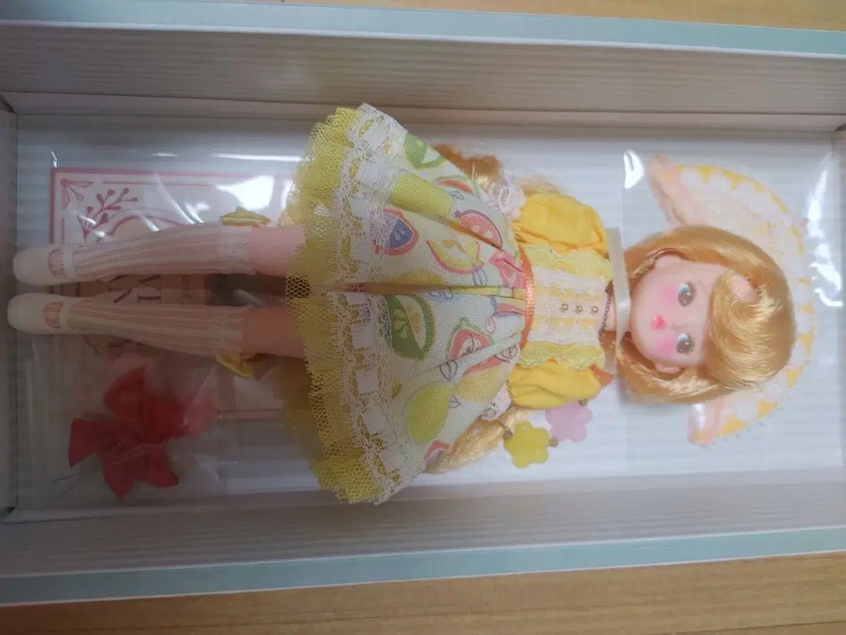 プチチカ ChicaBi doll 人形 新品 (コゼット キャンディ