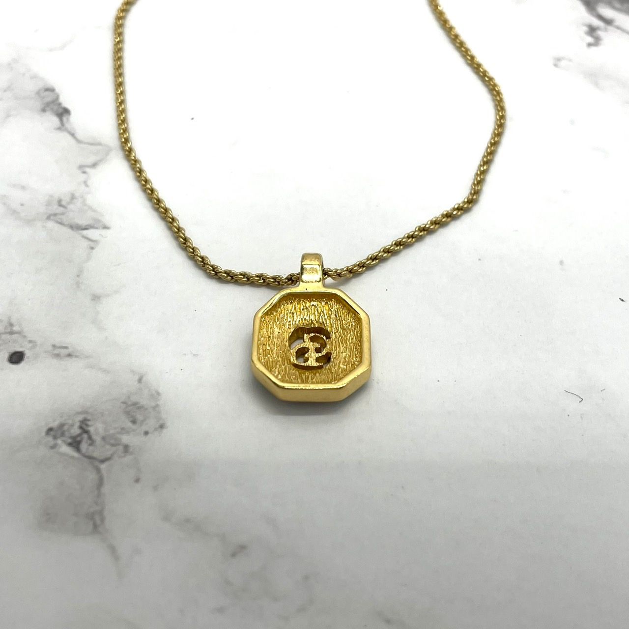 美品 Christian Dior ヴィンテージ 金色 CDモチーフ ドイツ刻印