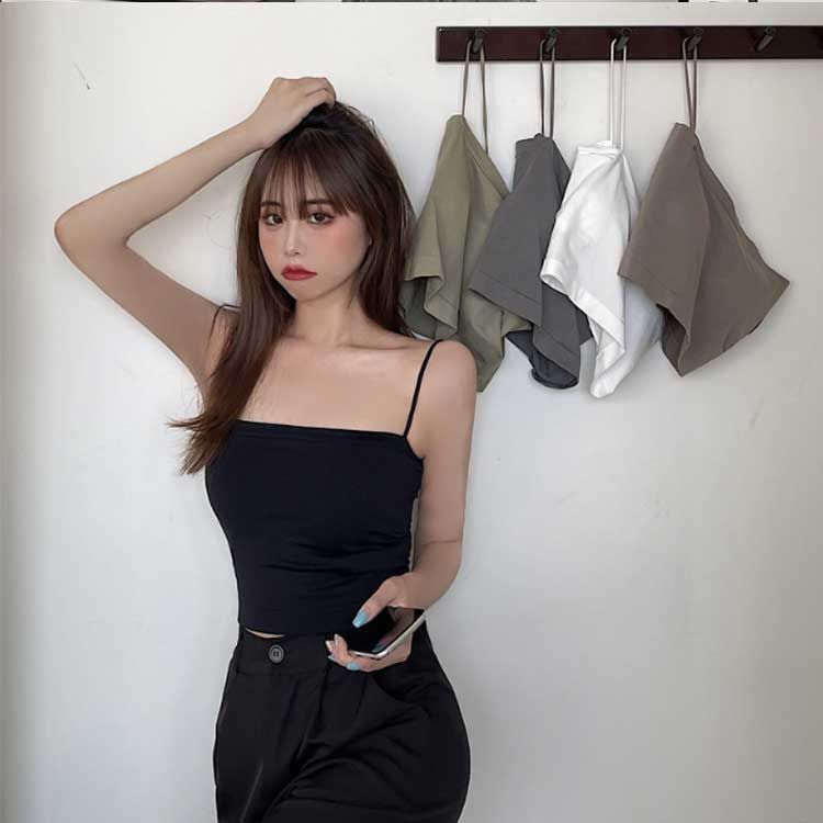 カップ付きキャミソール