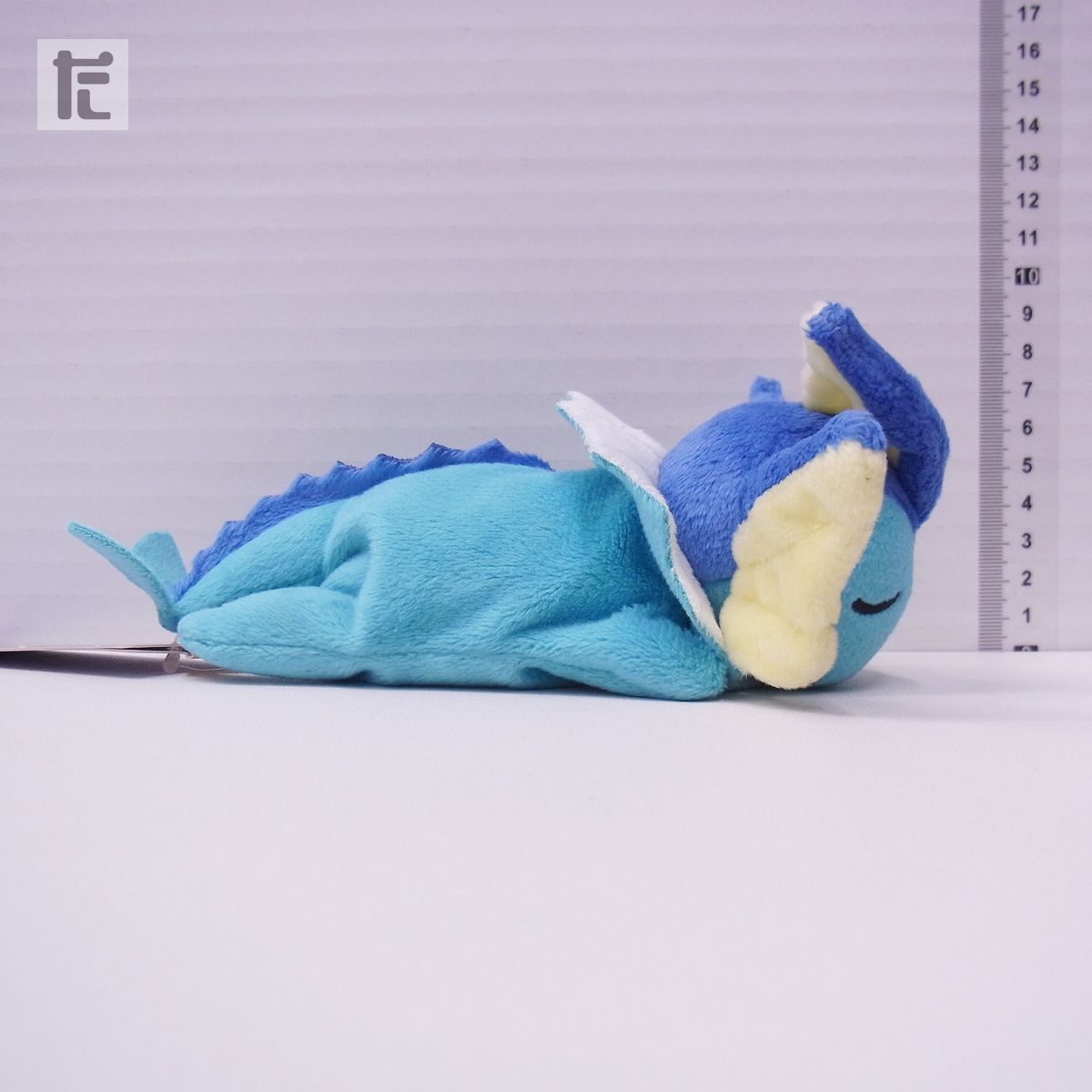 ポケモンセンター シャワーズ くったりぬいぐるみ おやすみver