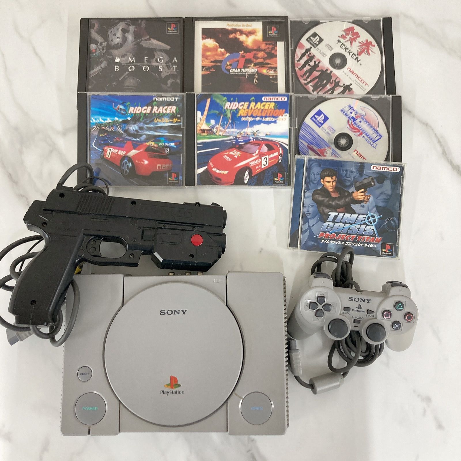 【動作確認済】プレイステーション本体 おまけソフト89枚 値下【動作確認済】プレイステーション 本体 初代＋ソフト8本