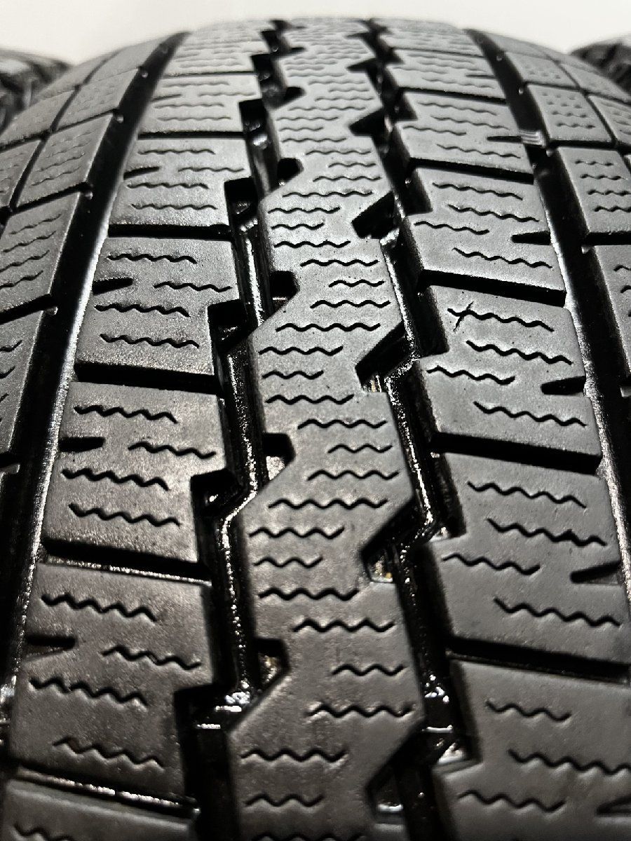 DUNLOP 195/80R15 107/105L 4本 溝あり冬タイヤ ハイエースなど DUNLOP