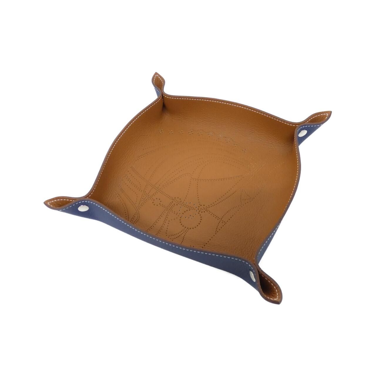 エルメス ROBE DU SOIR ミーズ エ ルランス 25×25 312985M トレイ【中古】 