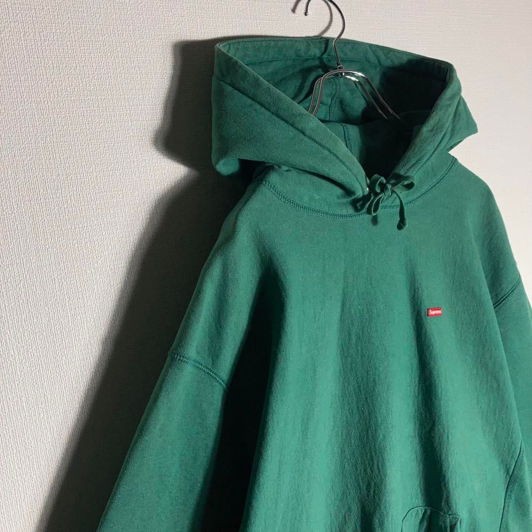 平成フラミンゴにこ着用】SUPREME スモールロゴ 刺繍 パーカー