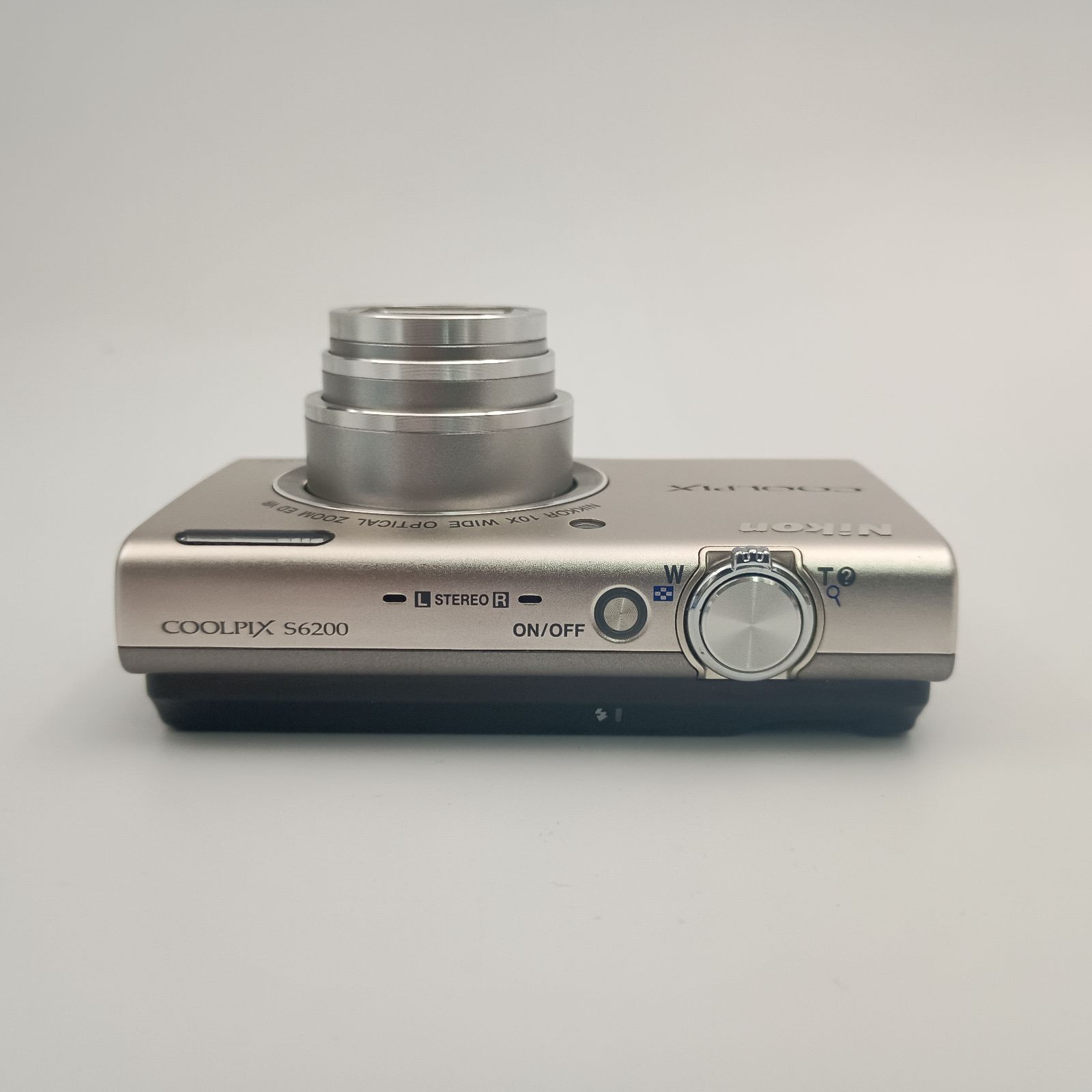 Nikon Coolpix S6200 Compact DIGITAL Camera コンパクトデジタル