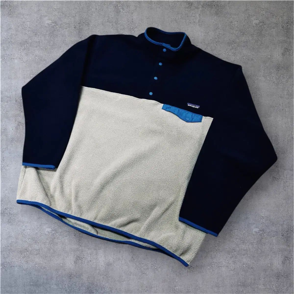 パタゴニア シンチラ ブロック アイボリーネイビー L