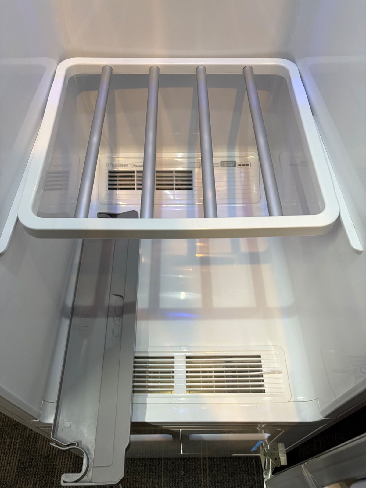 LG スタイラー電気乾燥機