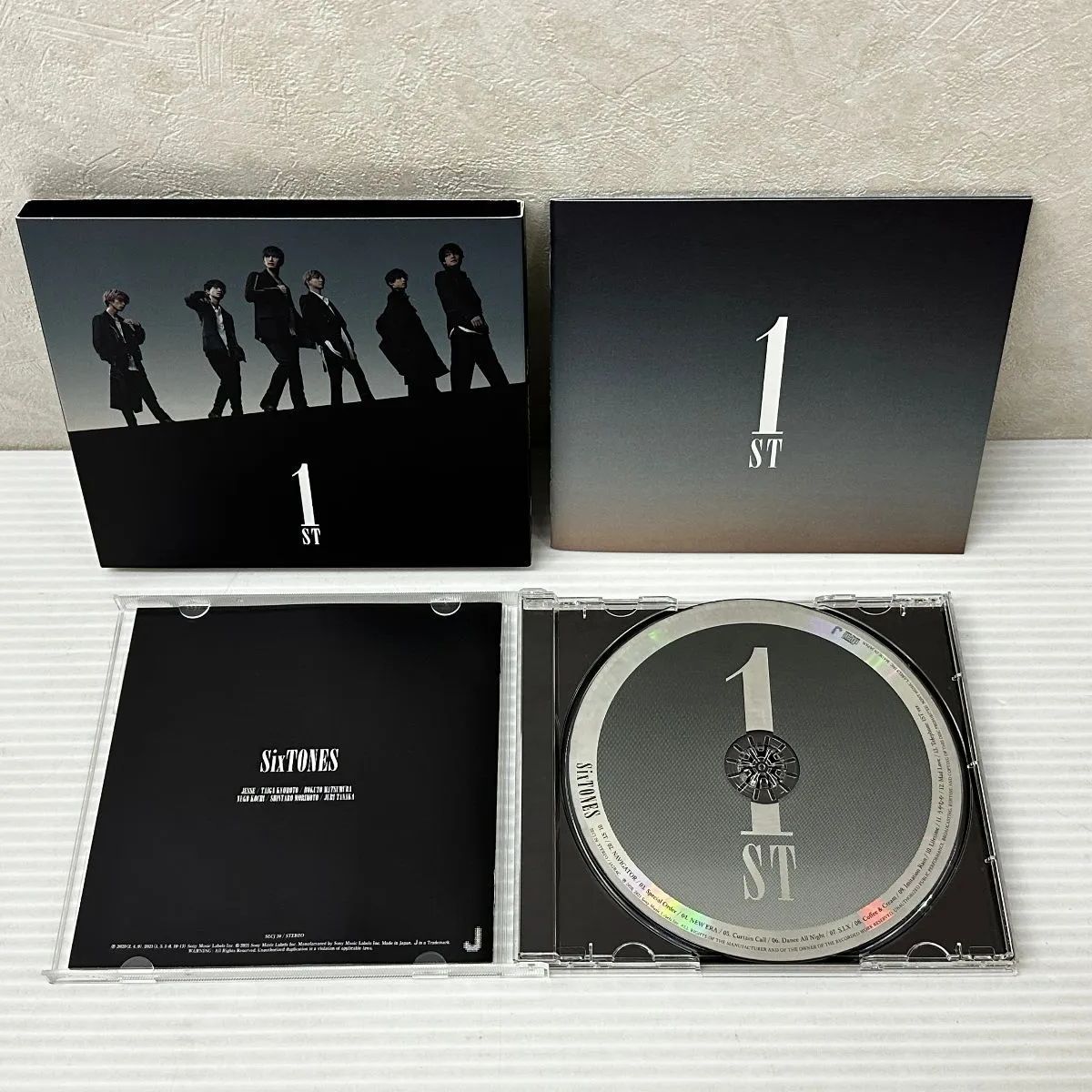 定番の中古商品 SixTONES 音色盤の3セット（1ST 原石盤 通常盤 「1ST」アルバム 邦楽