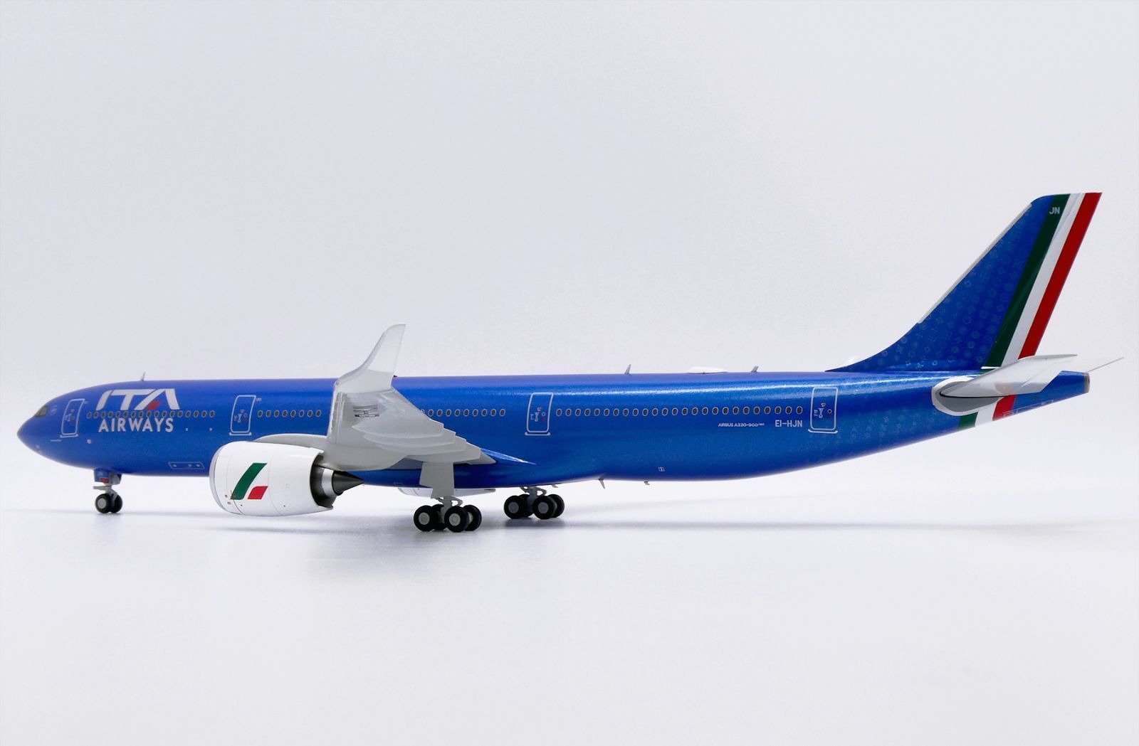 A330-900