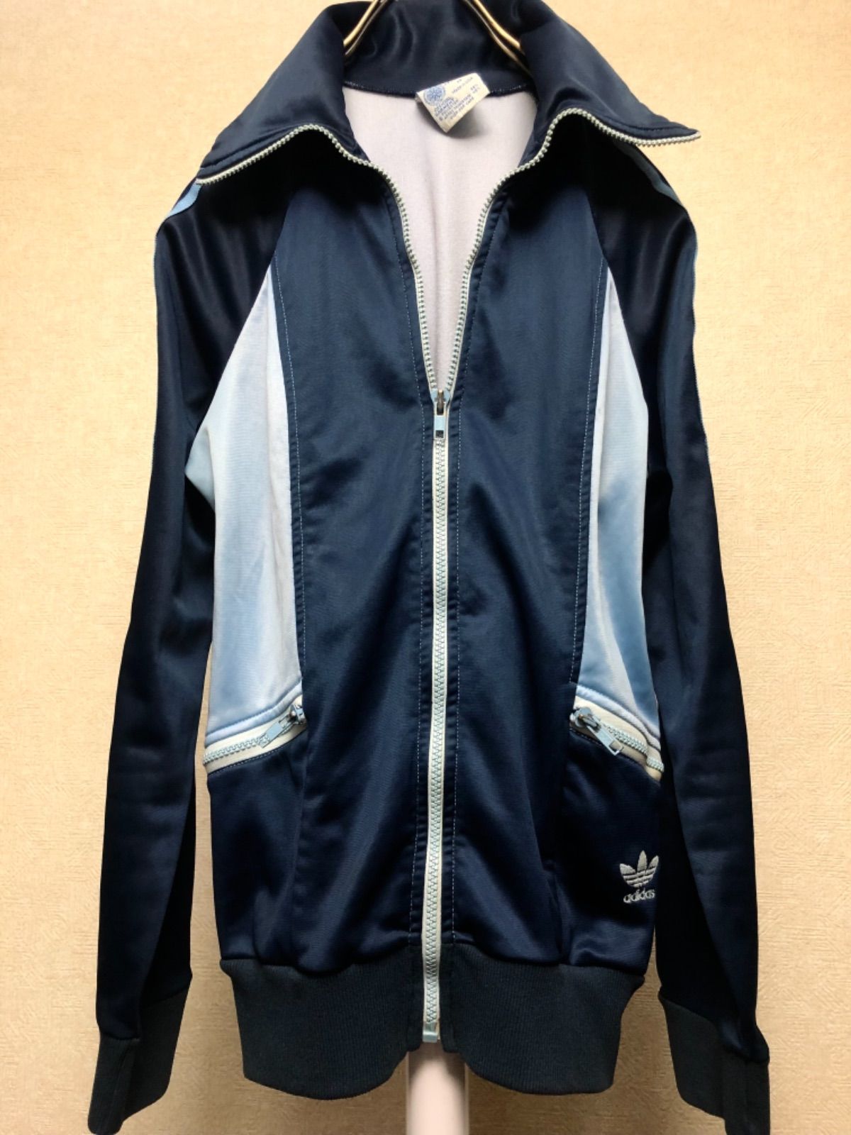 【美品】adidas トラックジャケット80s Sサイズ 80,s U.S.A.製adidas希少下ロゴ斜めジッパートラックジャケット