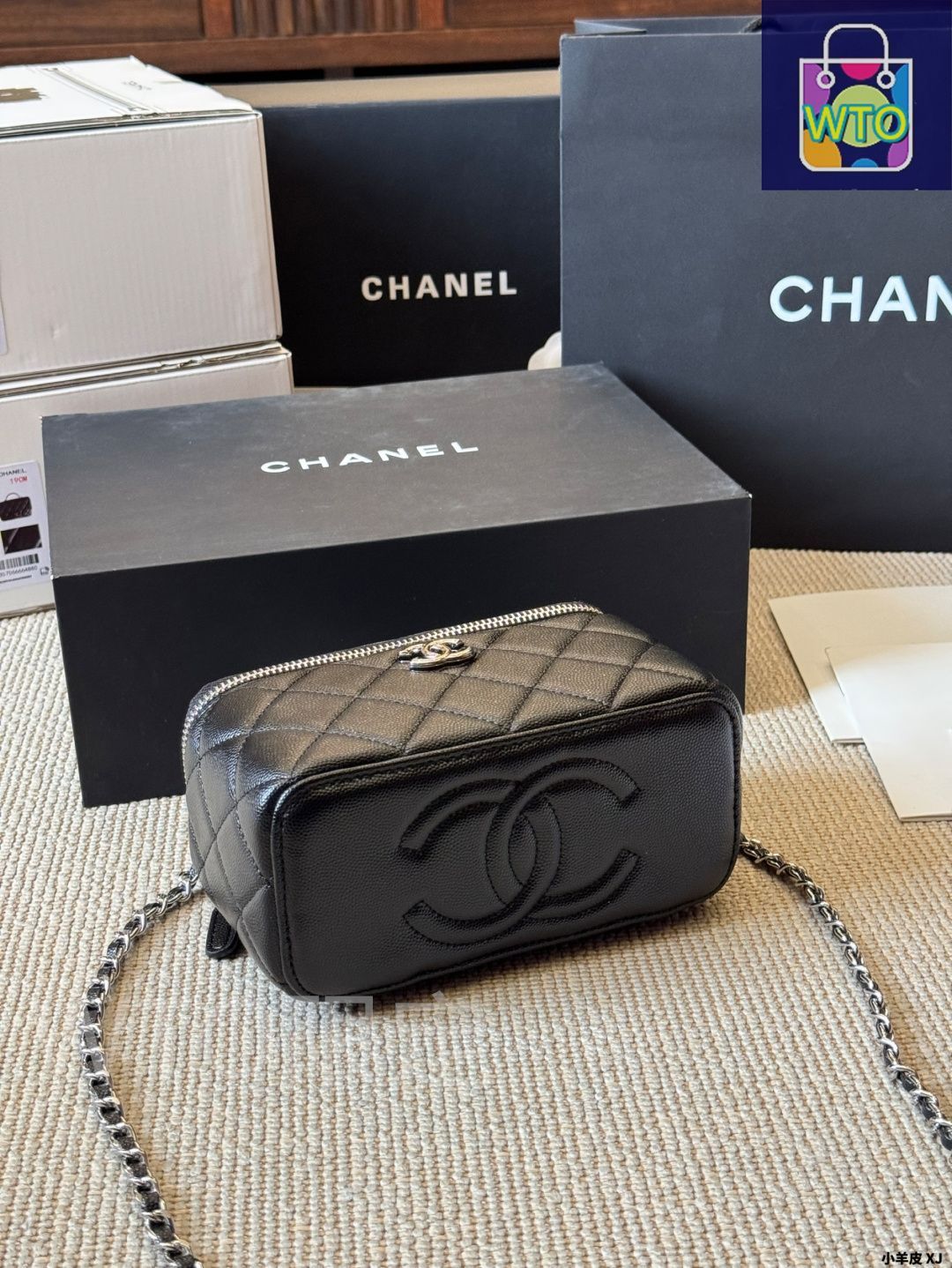 今日WTO】Chanel シャネル 22Aメイクボックスバッグ