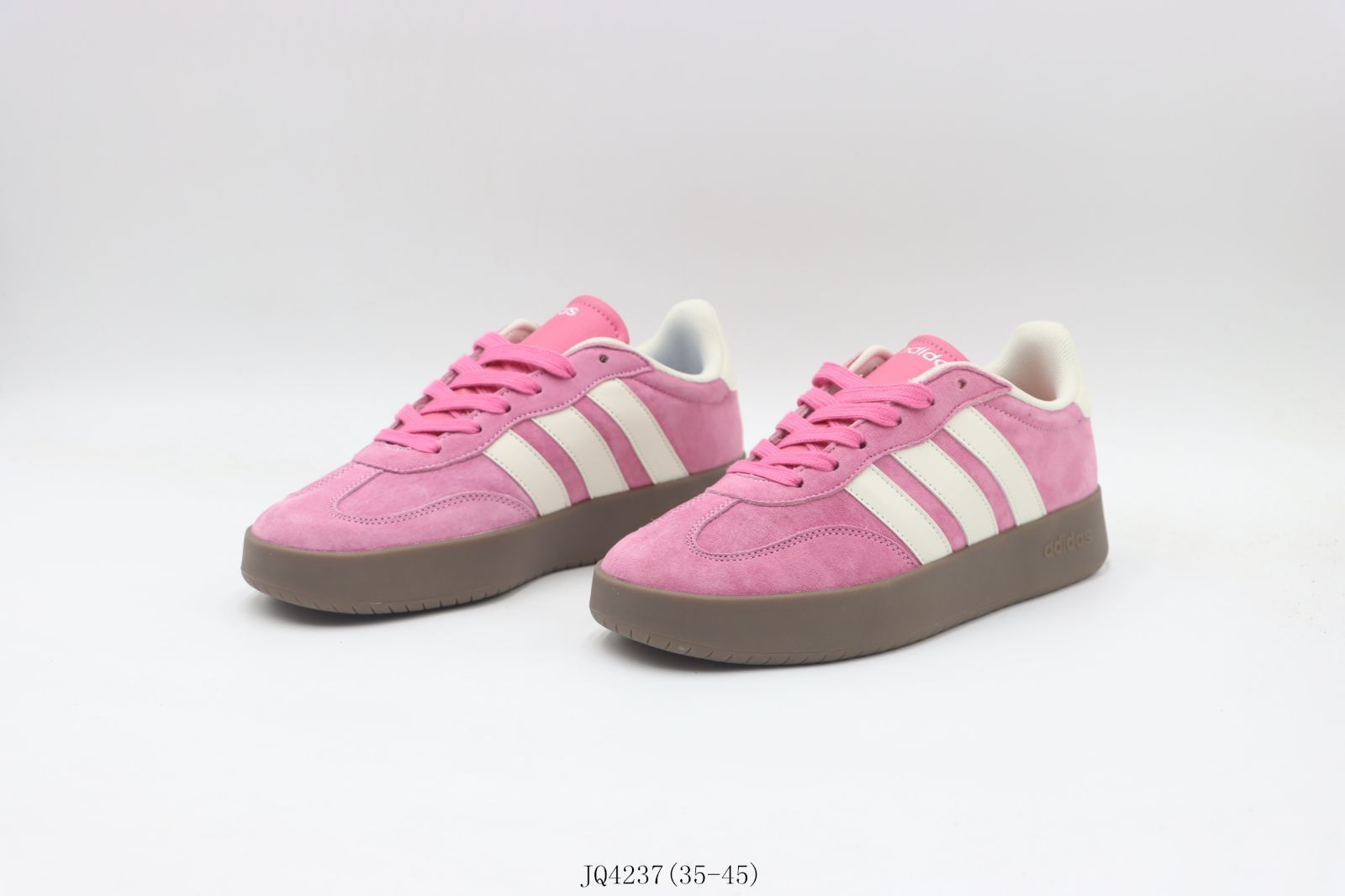 今日特価】Adidas アディダス クローバー ロートップ スケート