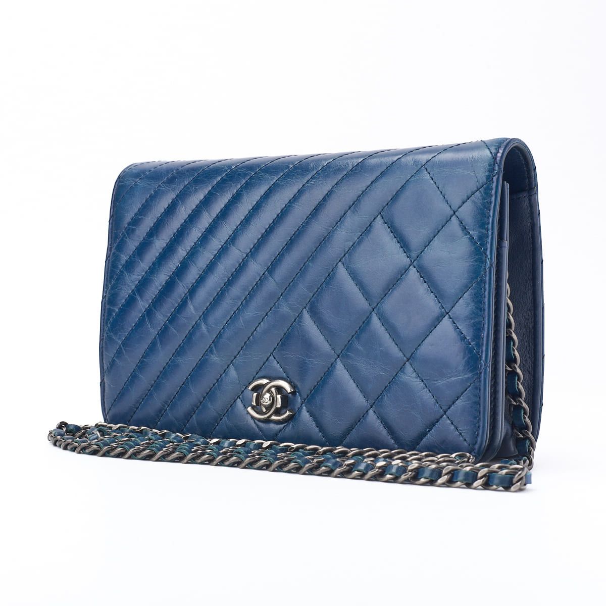 CHANEL シャネル 斜めステッチ×マトラッセ チェーンウォレット 