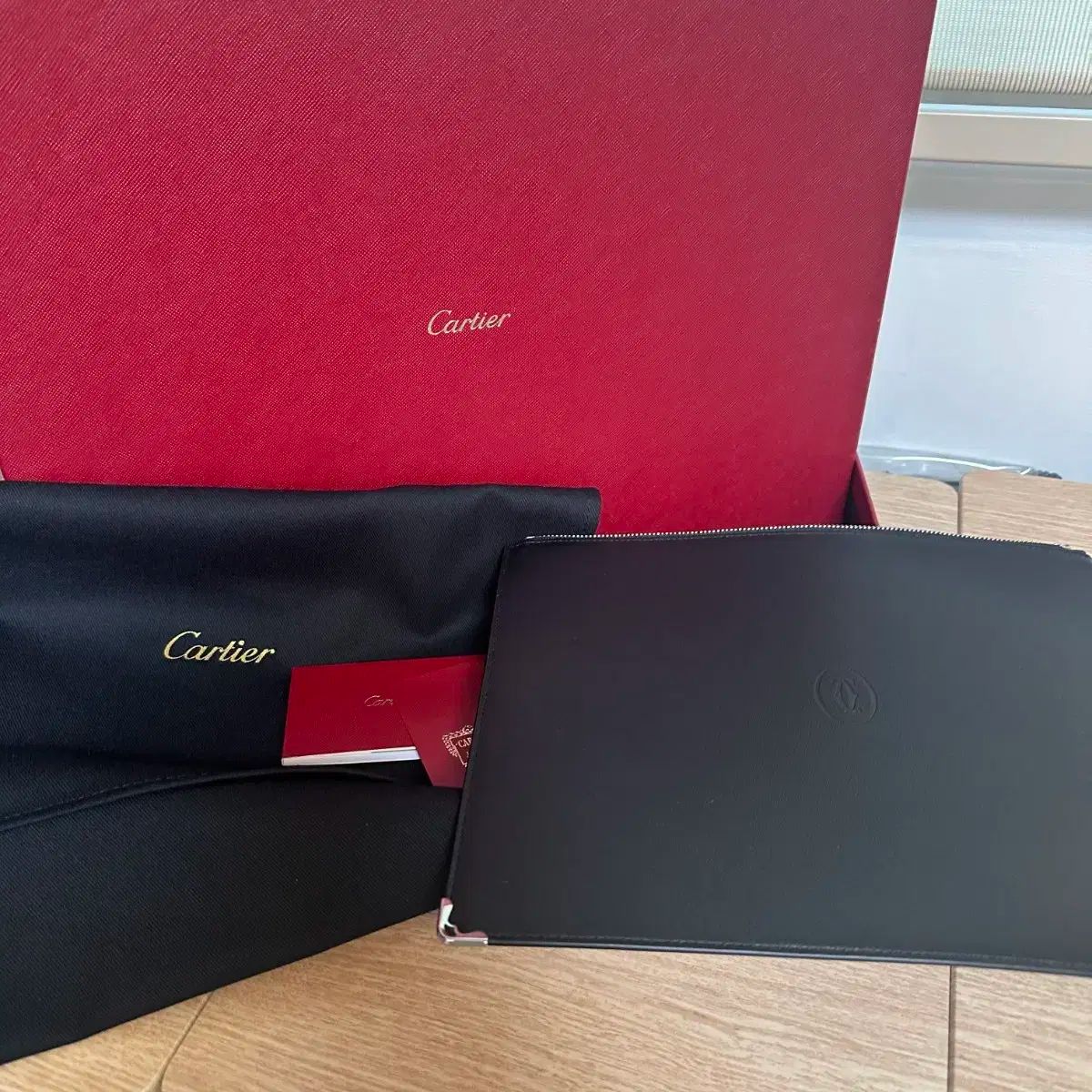 Cartier カルティエ