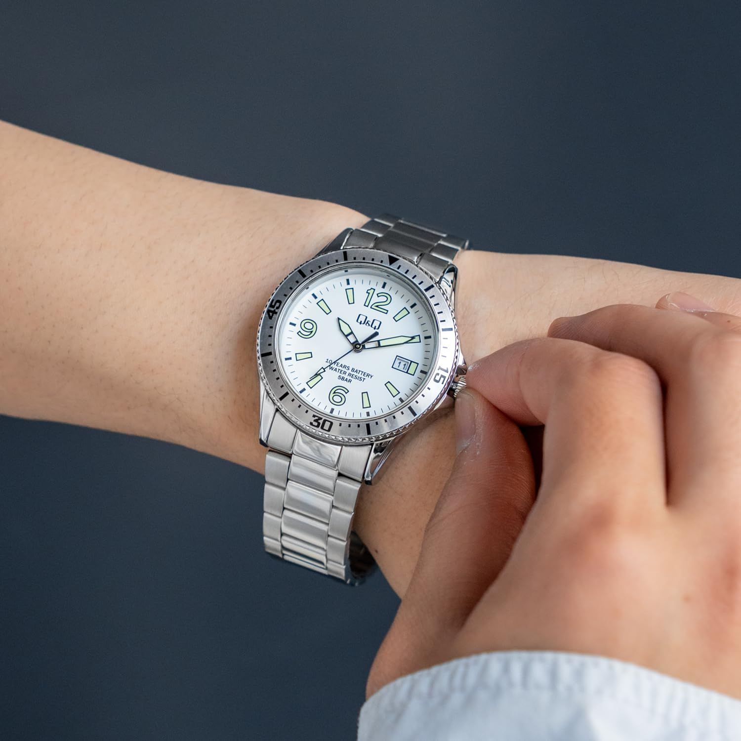 メタルバンド A