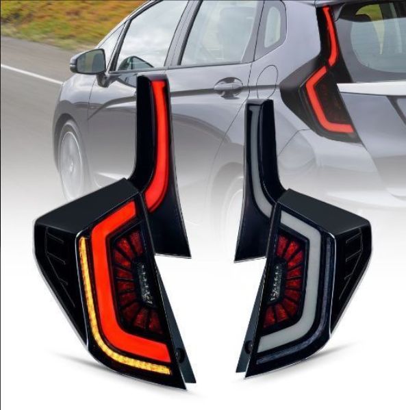 ホンダ フィット FIT JAZZ GK3~GK6 LEDテールランプ 2014-2018年式対応 カスタム 流れるウインカー 左右セット 改装パーツ 入荷