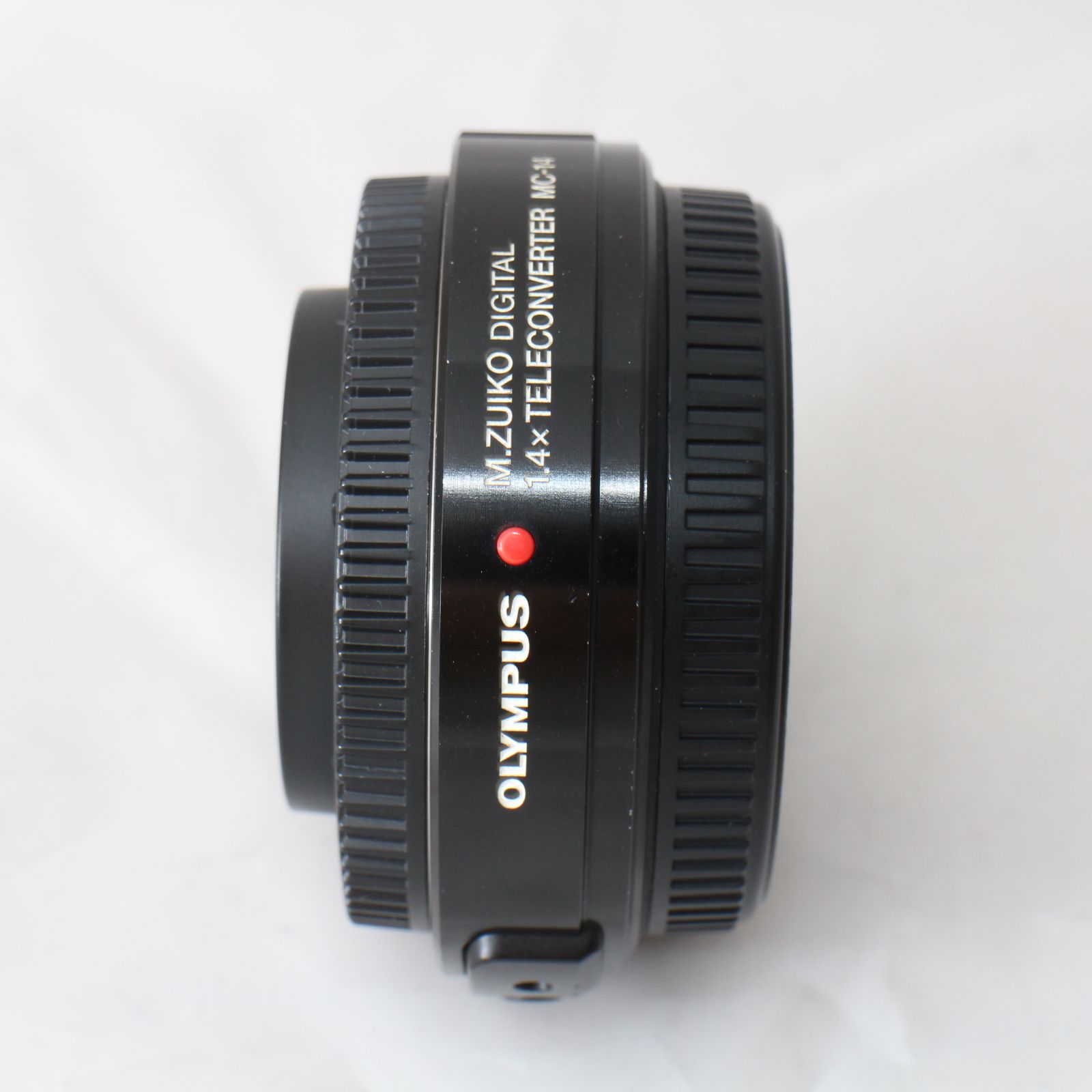 OM SYSTEM/オリンパス OLYMPUS マイクロフォーサーズ用 1.4X リアコンバーター MC-14 OM SYSTEM⁄オリンパス OLYMPUS  DIGITAL 25mm F1.8 シルバー