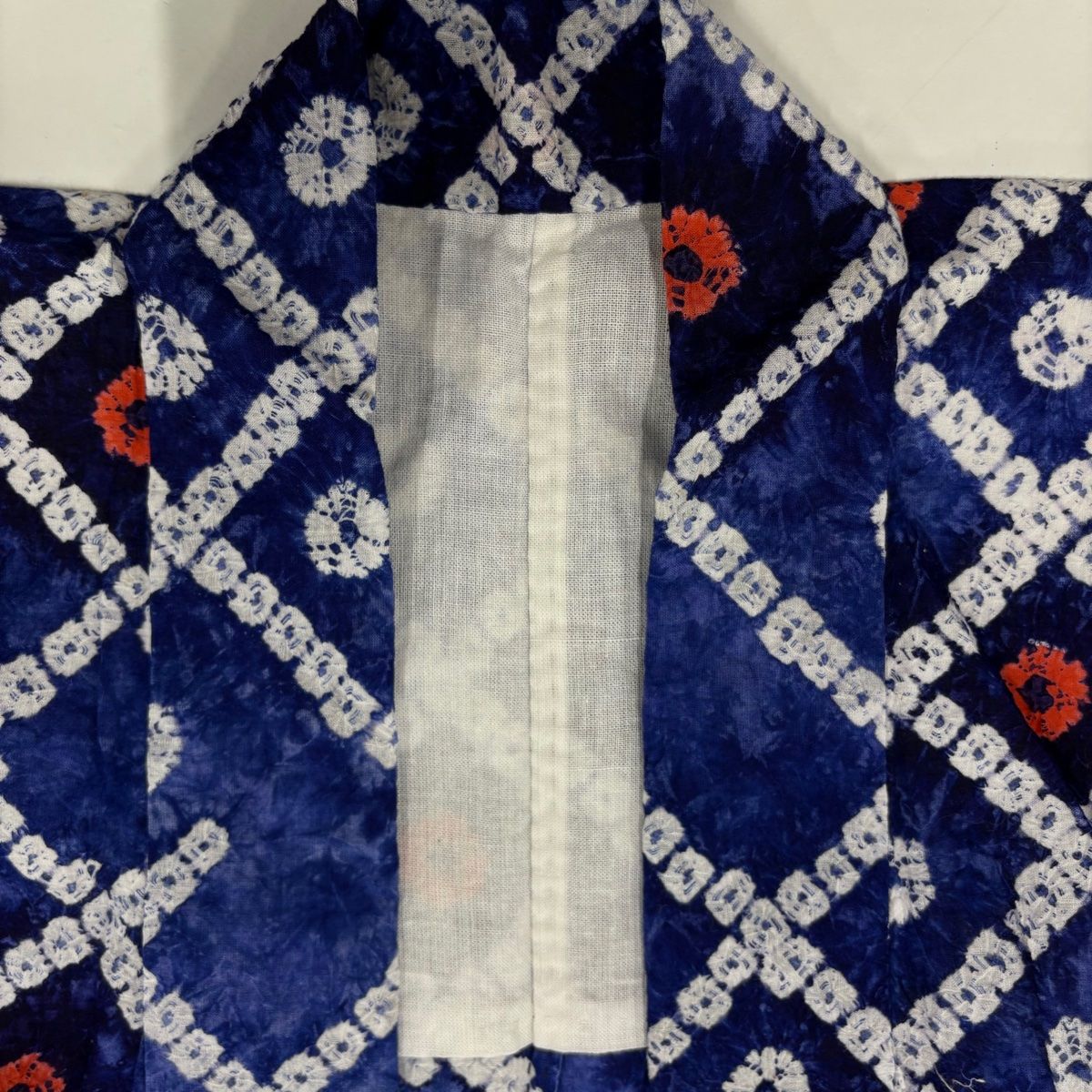 浴衣 身丈150cm 裄丈63.5cm S 絞り浴衣 斜め格子 幾何学模様 紫