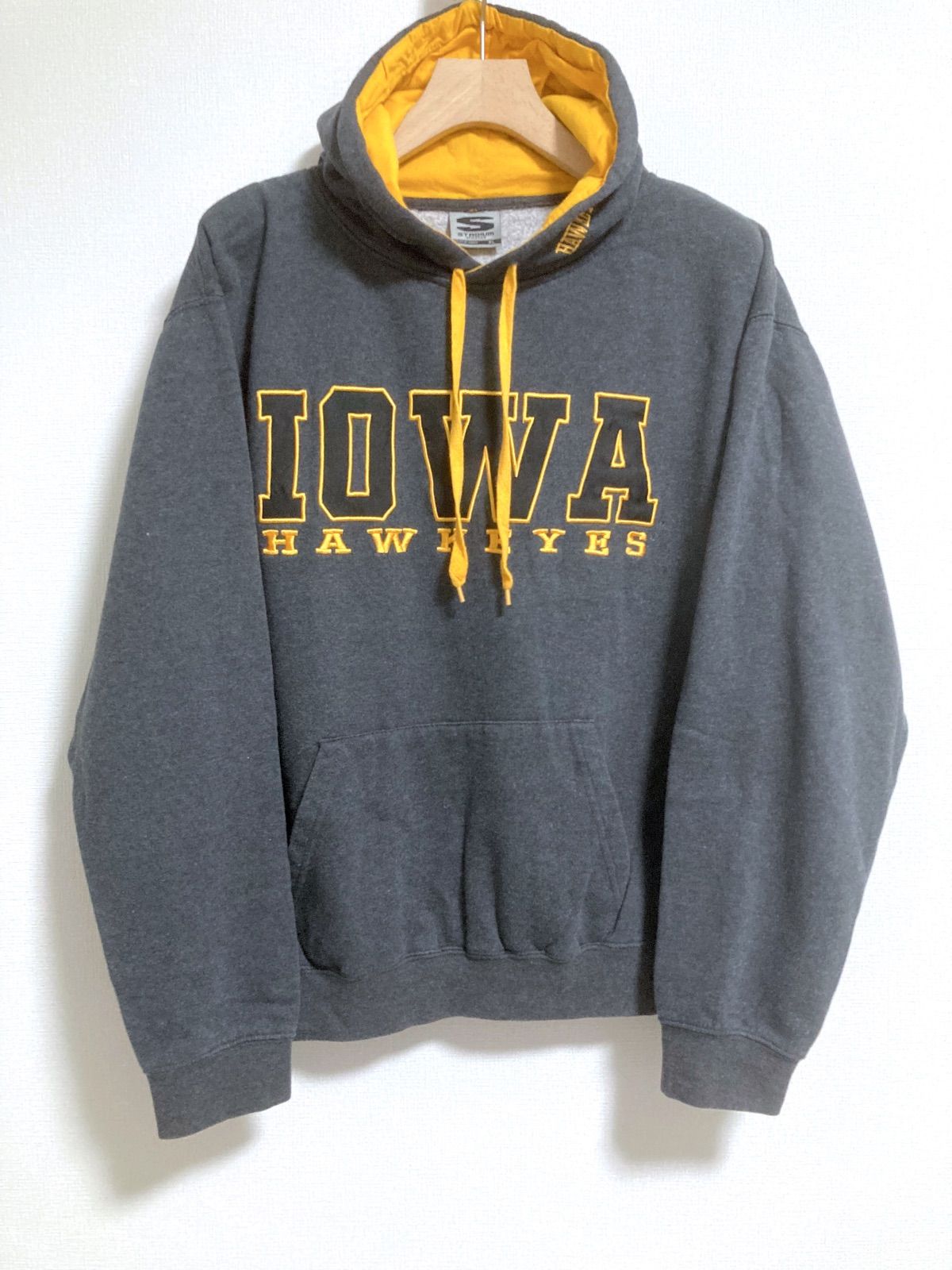 XL「IOWA」STADIUM ATHLETICS スウェット カレッジ ロゴ - の商品一覧