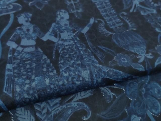 平和屋着物□極上 石川県指定無形文化財 牛首紬 白山工房 手織り 人物