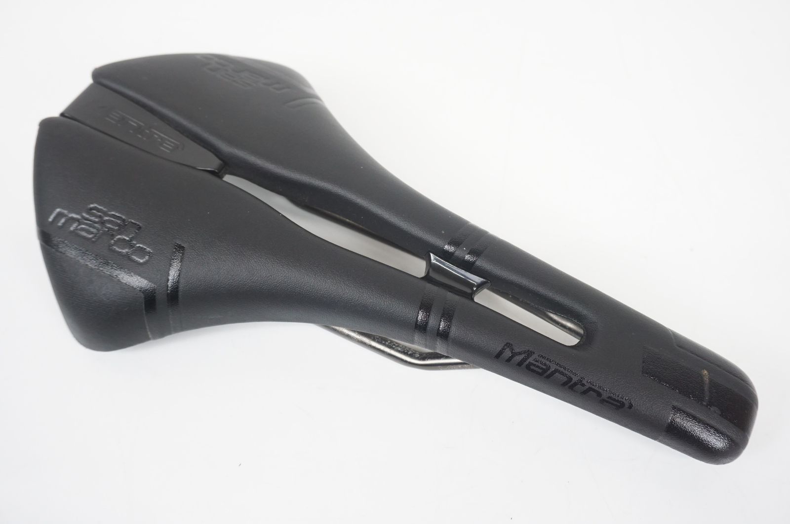 Selle San Marco Mantra サドル　Wide　正規品 楽天市場】【送料無料】SELLE SAN MARCO MANTRA RACING UP WIDE