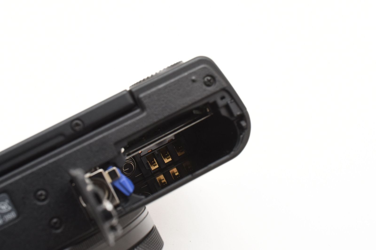 DSC-RX100M5A