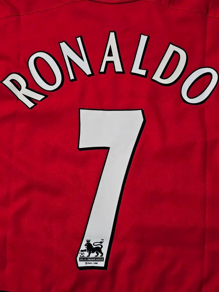 マンチェスター・ユナイテッド 03ー05 ロナウド　長袖ユニフォーム　NIKE NIKE マンチェスターユナイテッド 03/05 ユニフォーム アウェイ