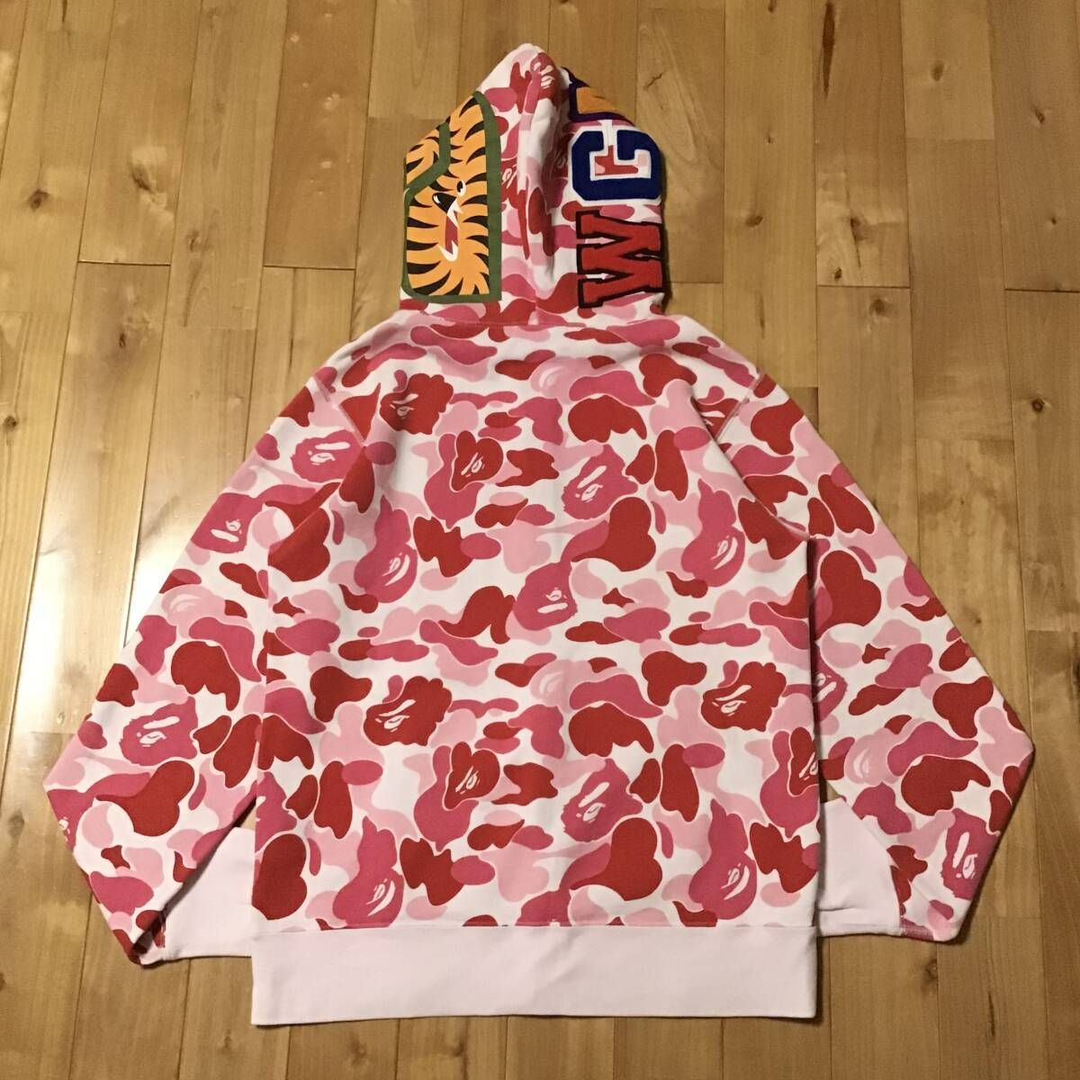 BAPE エイプ シャークパーカーCandy Mサイズ 06 BAPE エイプ シャークパーカーCandy Mサイズ 06