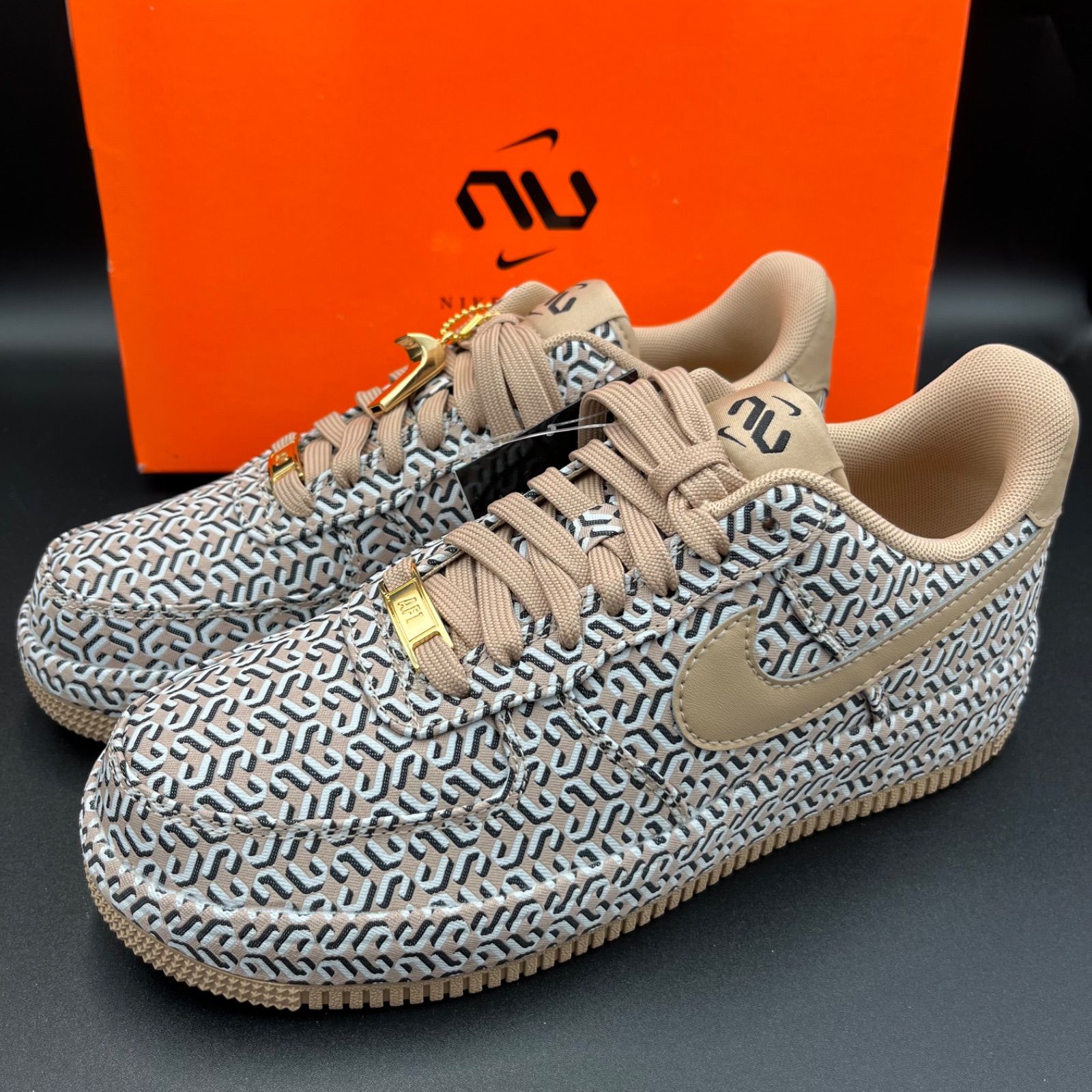 新品 23.5cm Nike Women's Air Force 1 Low United in Victory