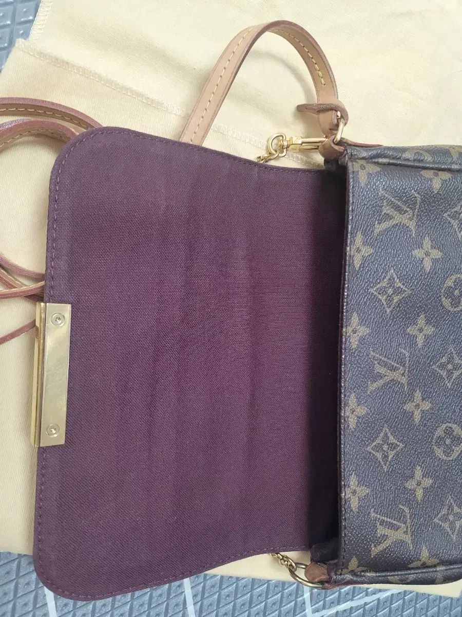 Vuitton