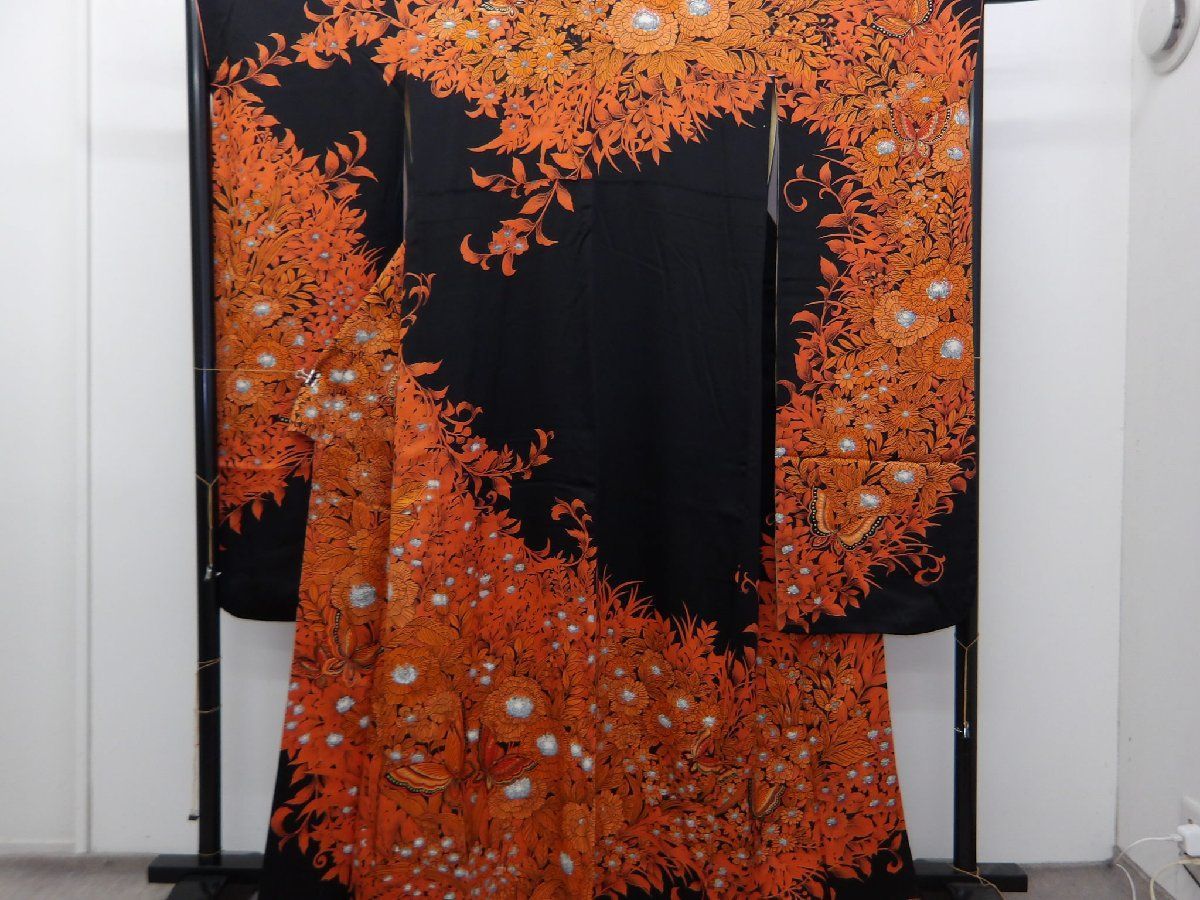 袷着物、振袖、赤、正絹P915 楽天市場】【新品】 振袖 着物 正絹 袷 刺繍 金彩加工 赤 椿 桜