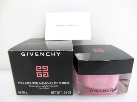 GIVENCHY メモリーフォルムハイライター 限定品 ジバンシイ / メモリー・フォルム・ハイライターの公式商品情報