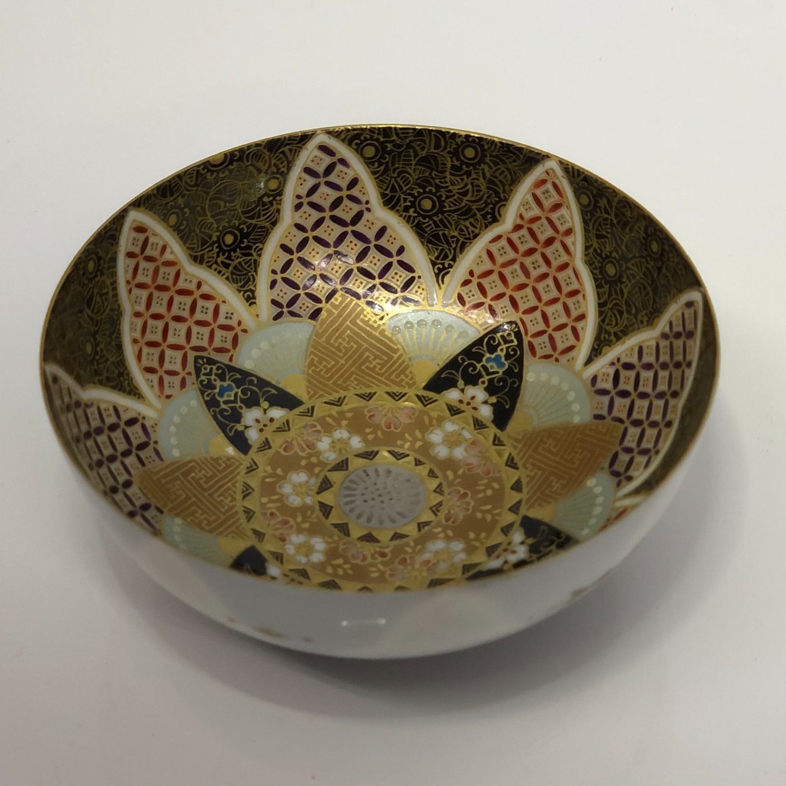 空女 盃 華薩摩 空女 華薩摩 盃 京薩摩 ぐい呑み 共箱付き 伝統工芸士