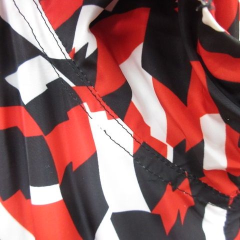 マルニ MARNI ジャケット ジャンパー フード ジップアップ 総裏 総柄