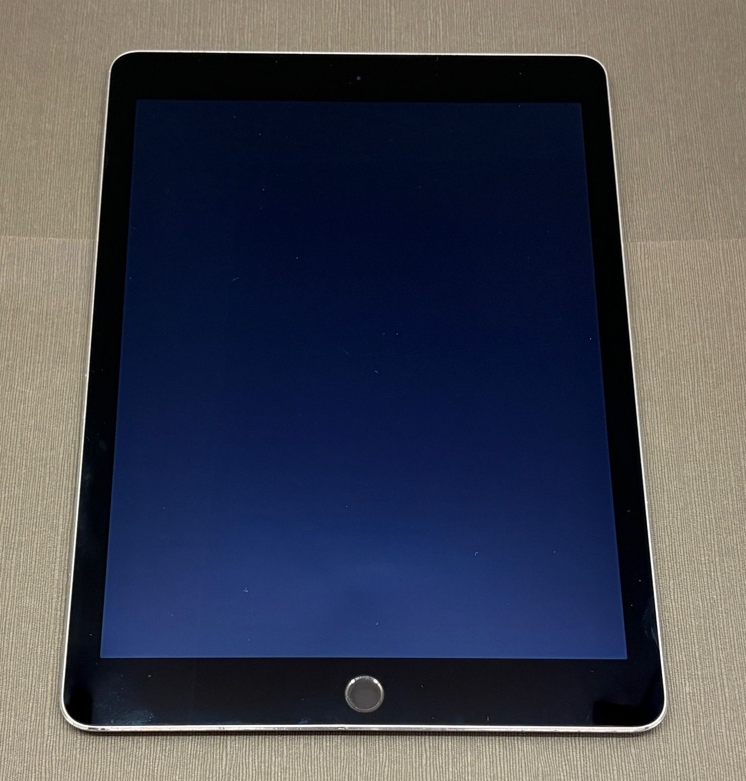 ジャンク】 iPad Air 2 スペースグレー 64GB Wi-Fiモデル -K11- APPLE 