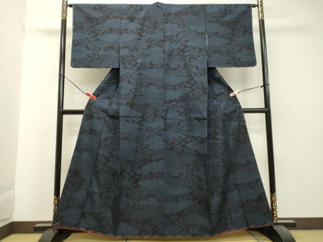 平和屋着物○本場真綿結城紬 100亀甲 雲取り吉祥草葉文 証紙・認定証  