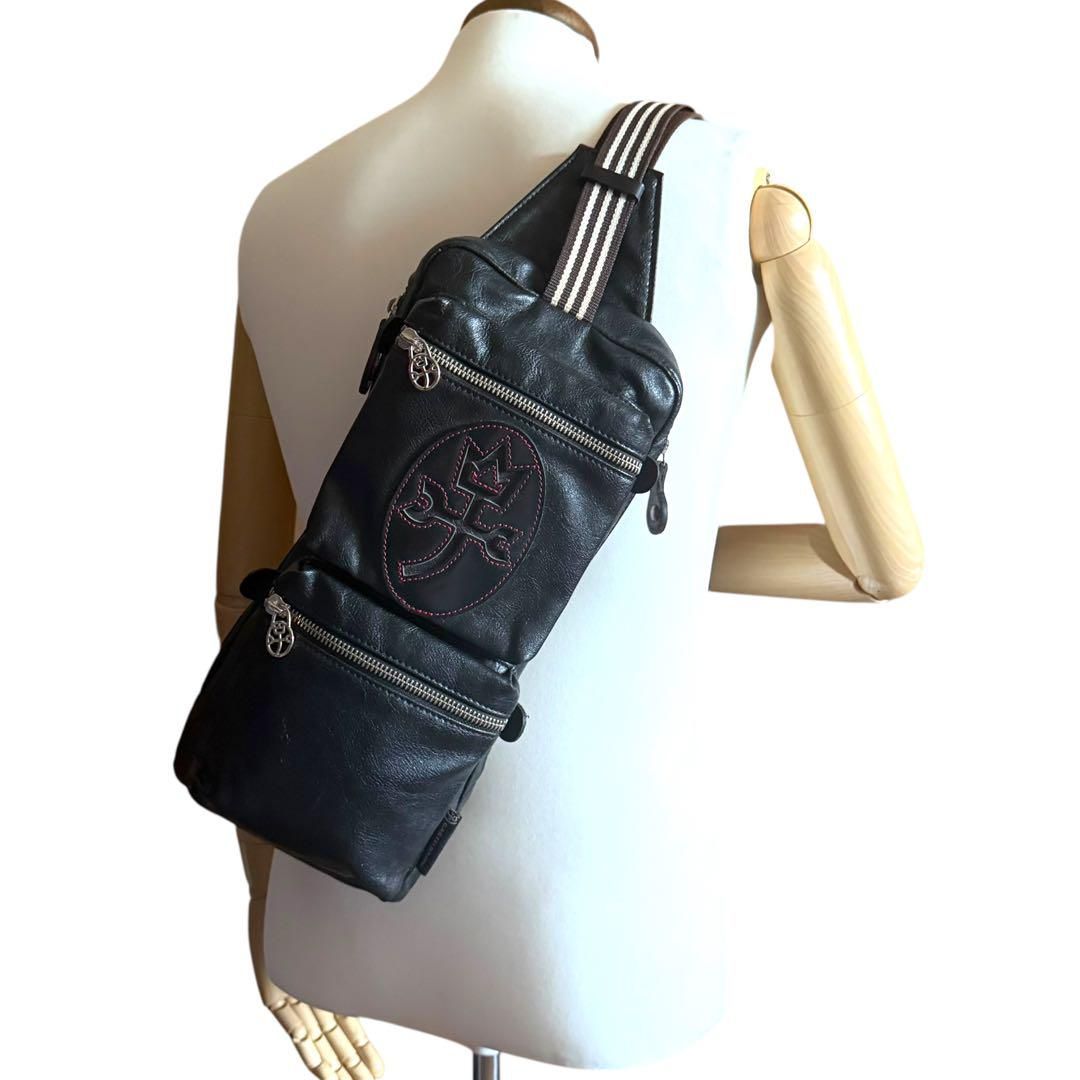 【極美品✨】カステルバジャック ショルダーバッグ レザー シボ革 カーキ 肩掛け 極美品✨】カステルバジャック ショルダーバッグ レザー シボ革