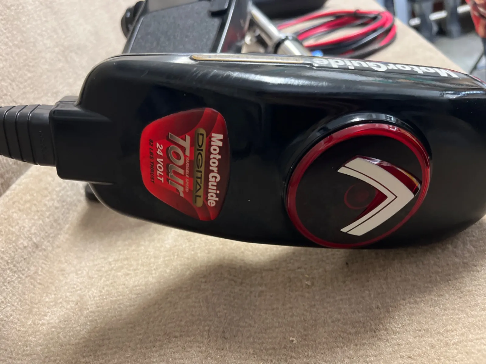 モーターガイド ツアー TR82 デジタル 24V 82lb MotorGuide