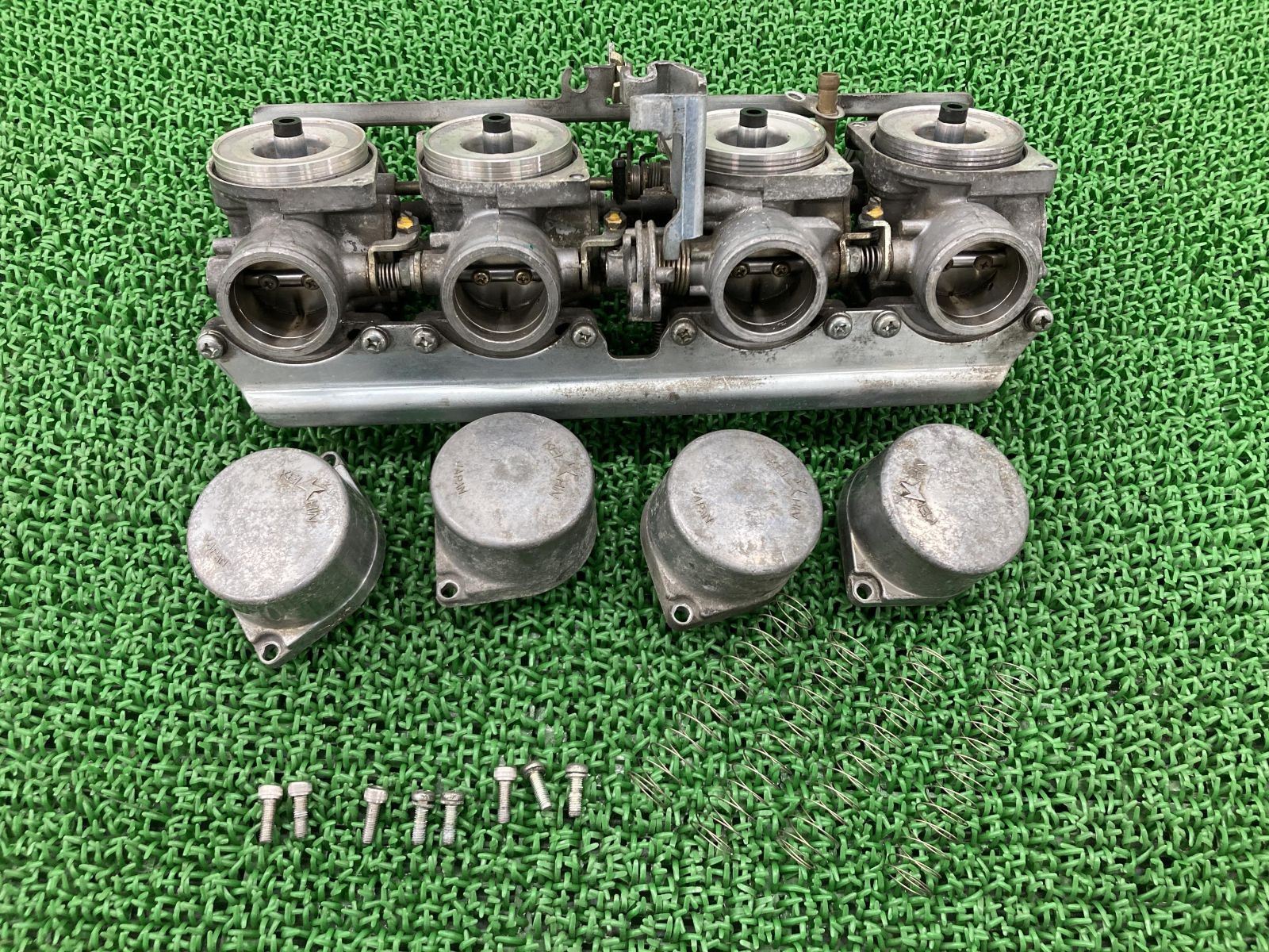 CB750F キャブレター VB52E ホンダ 純正 中古 バイク 部品 RC04 