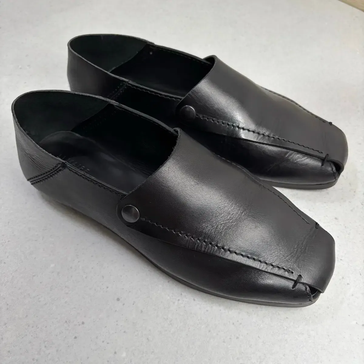 LEMAIRE(ルメール) グルカサンダル ブラック サイズ 40｜【公式