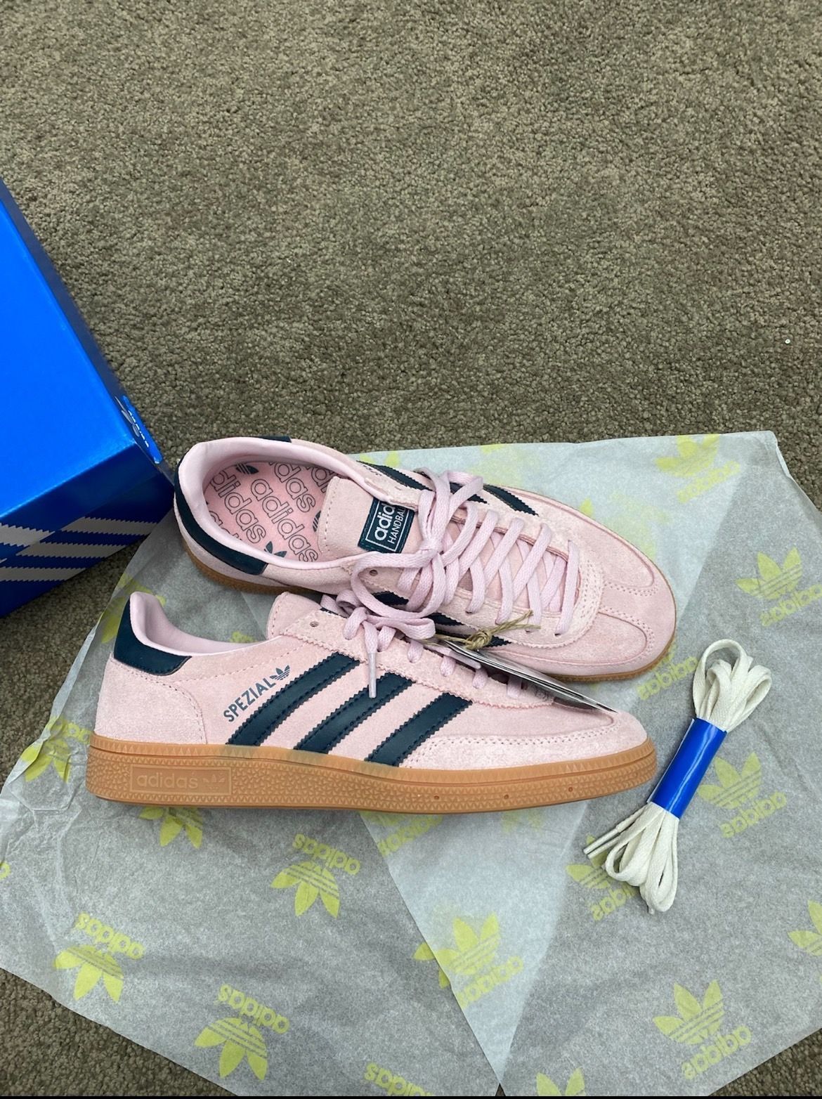 新品 アディダス スニーカー Adidas Handball Spezial IF6561 男女兼用