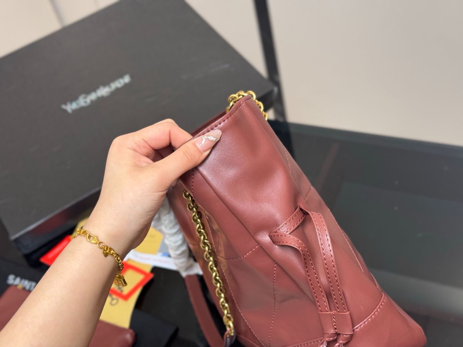 サンローラン　バッグ YSL【入手困難】MINI トップハンドルバッグ “カサンドラ” 全色