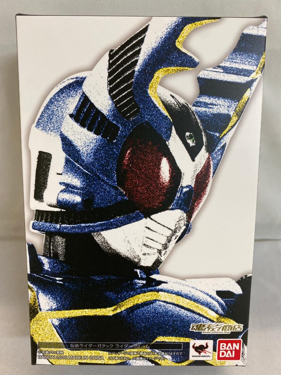S.H.Figuarts（真骨彫製法） 仮面ライダーガタック ライダーフォーム