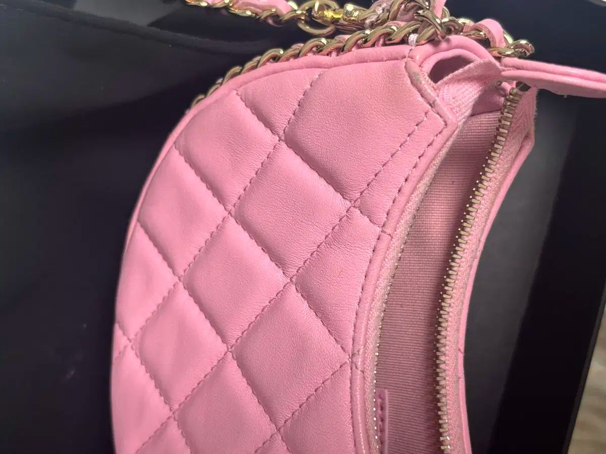 大人フェミニン♡【CHANEL】ホーボーバッグ ベロア ピンク org.jpg