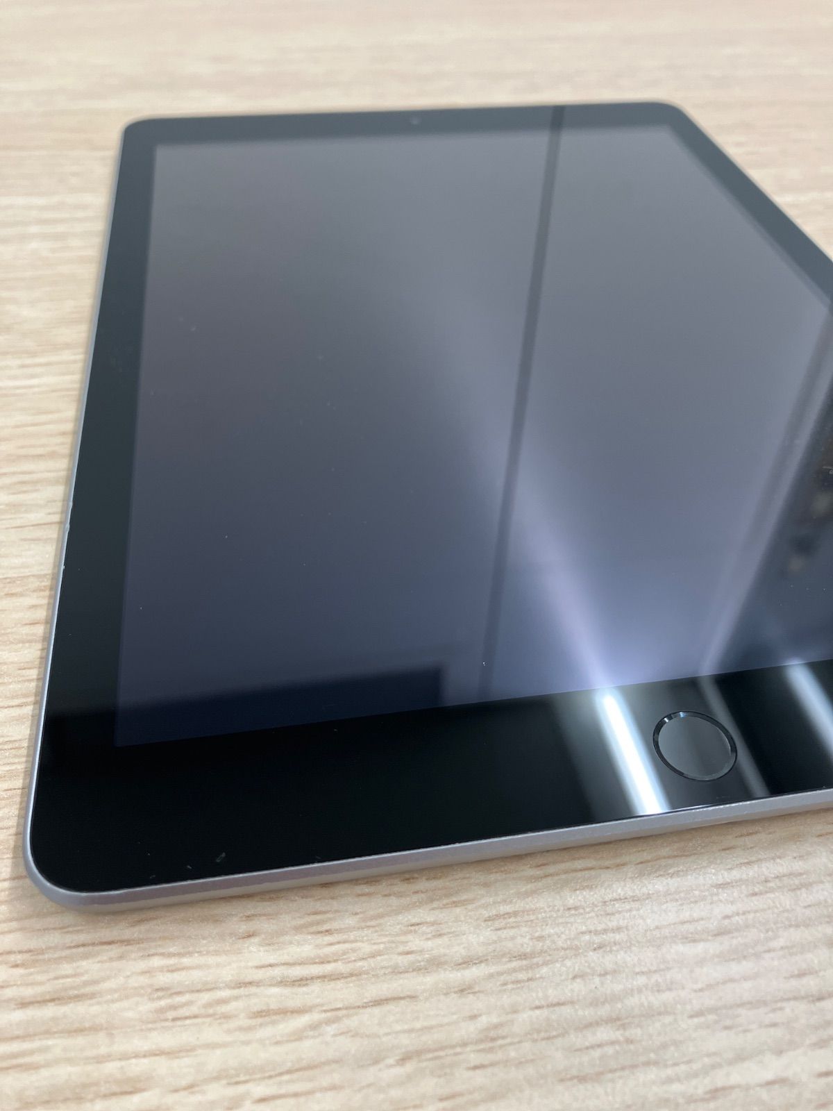 iPad 5th 32GB 整備済み A1823 iPad本体 アイパッド タブレット 第5